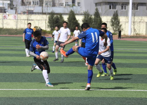 中超：武汉三镇4-1完胜广州城 继续领跑积分榜